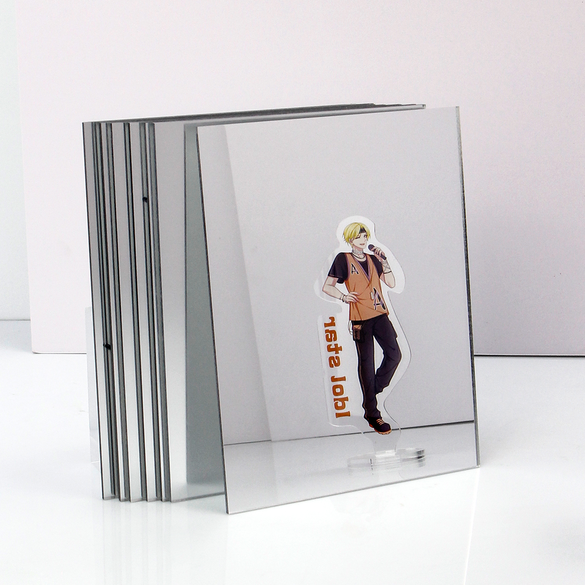 亚克力镜价格差异大？便宜的和贵的区别在哪？